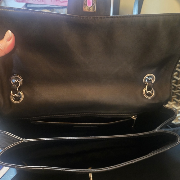 Chanel Classic Ultimate Stitch Flap Medium Bag Silver Turnlock - Picture 12 of 16